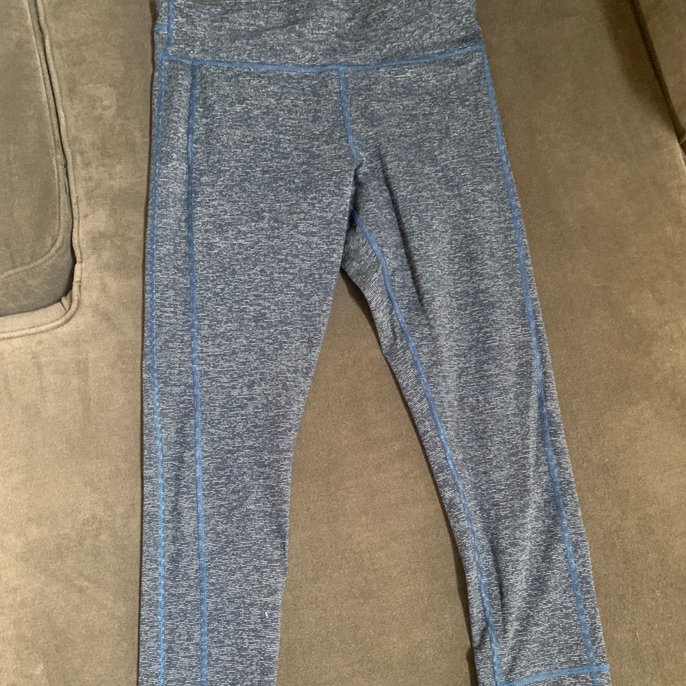 Underarmour denim looking crop leggings